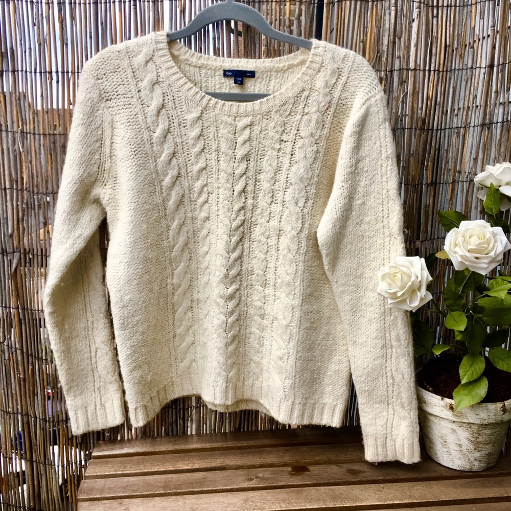 Gap Sweater